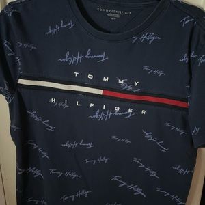 Tommy Hilfiger graphic tee